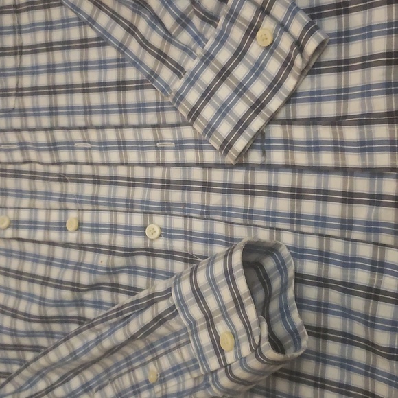 Abercrombie and Fitch Med. men's blue & white plaid long sleeve button down 👕 - Picture 7 of 11